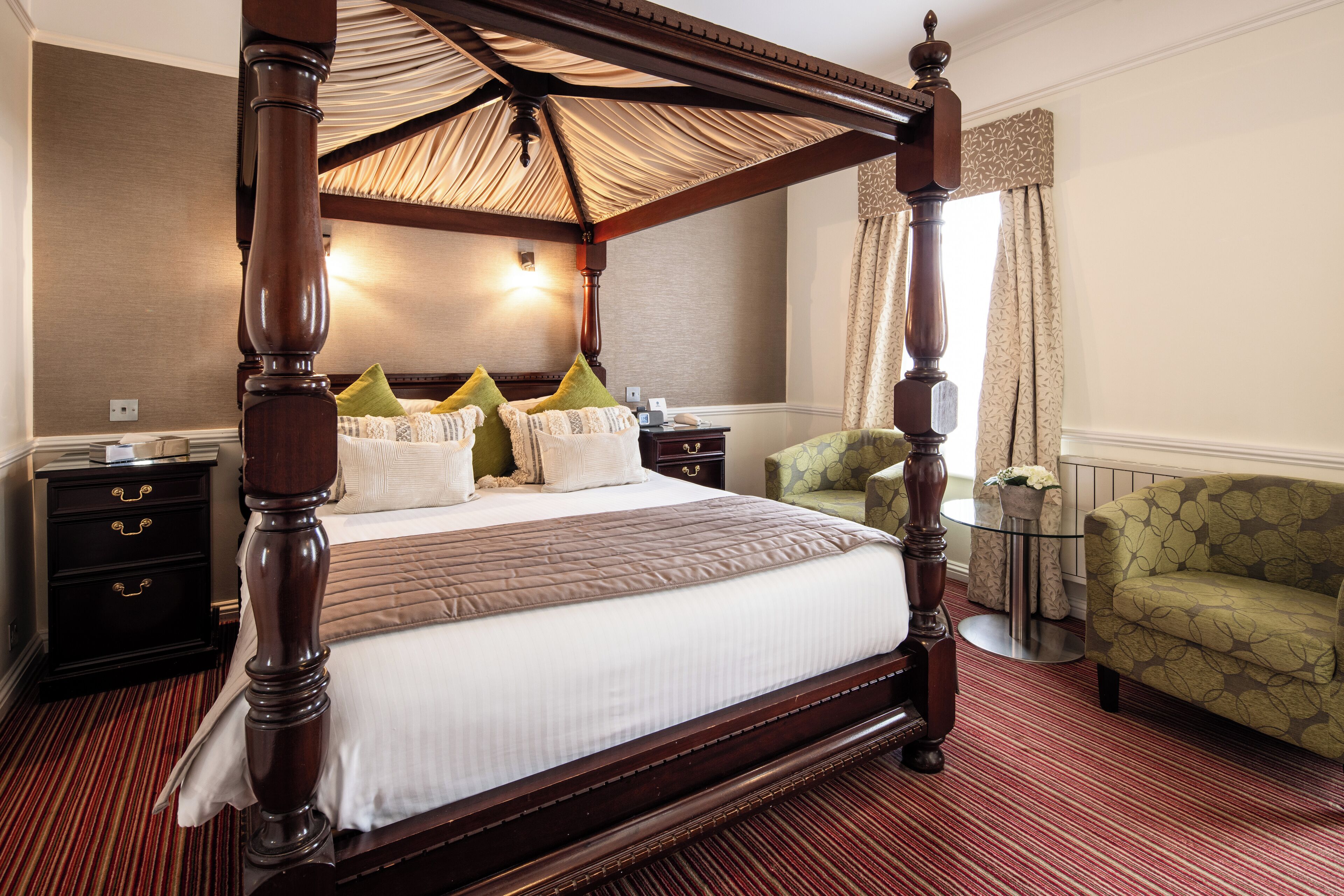 standard room, 1 double bed, non smoking, balcony | individually decorated, individually furnished, iron/ironing board