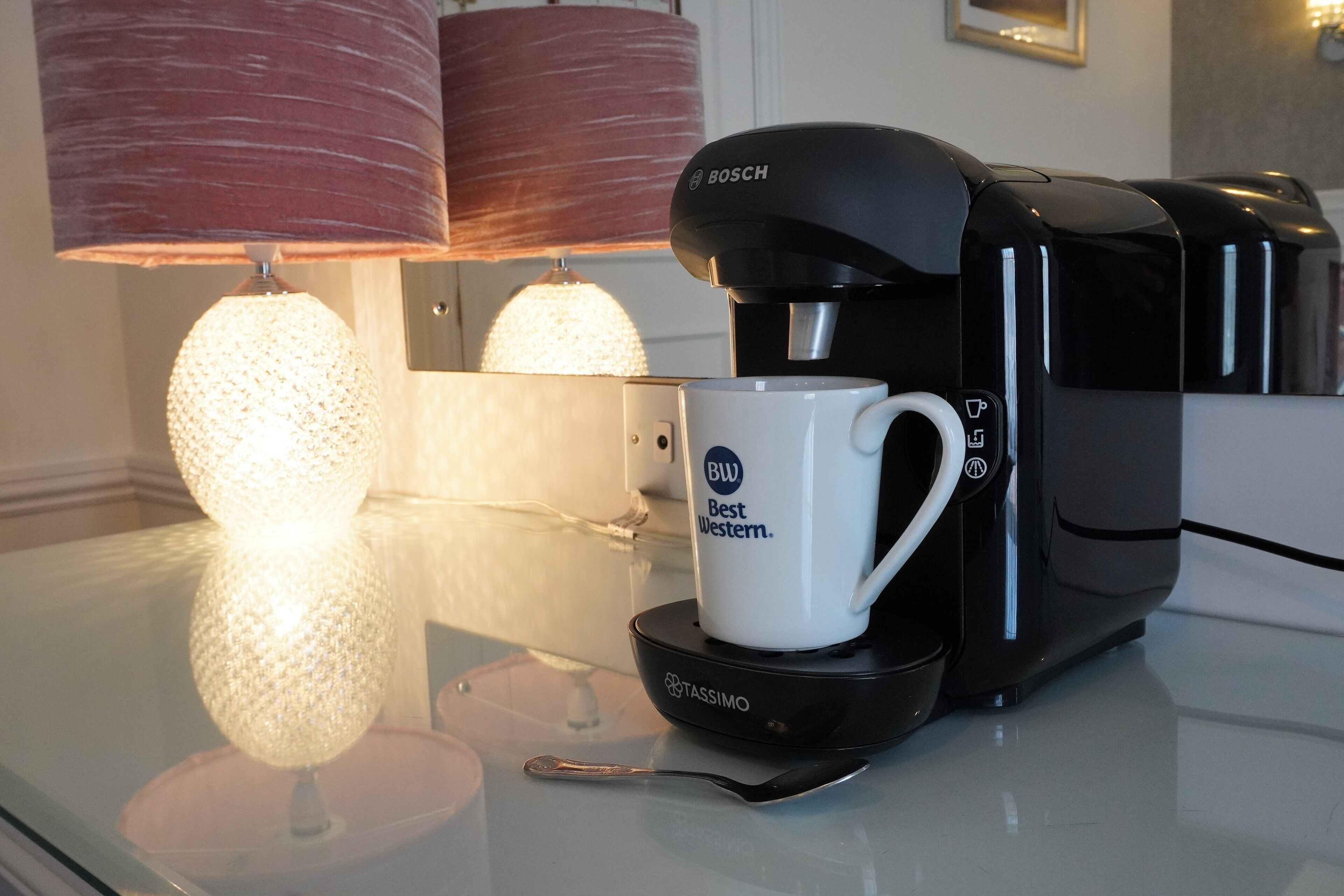 suite, 1 double bed, non smoking | room amenity