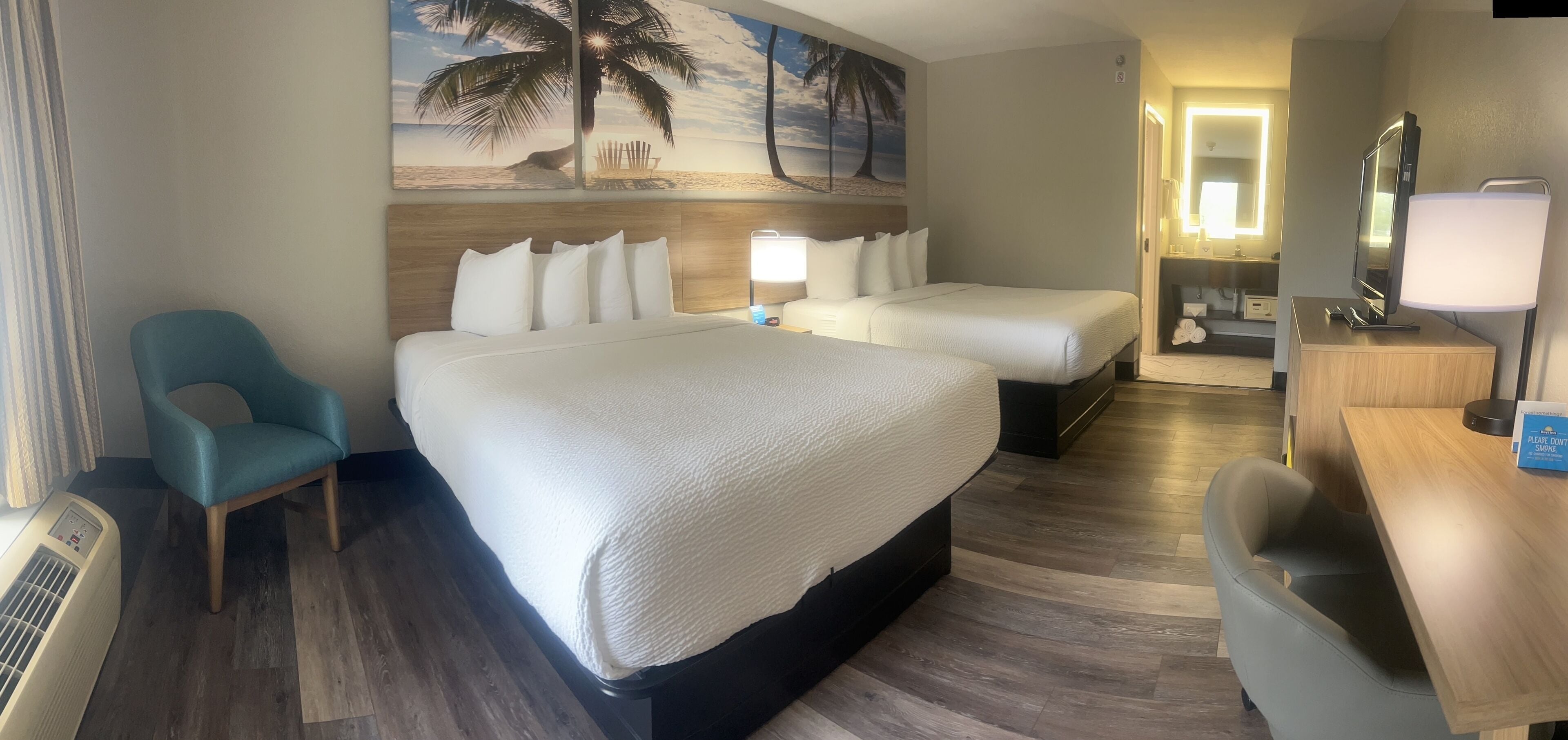 Kamar Eksekutif, 2 Tempat Tidur Queen, Bebas Asap Rokok | 1 kamar tidur, brankas, dan didekorasi berbeda-beda