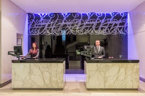 Lobby - Thistle London Holborn (London)