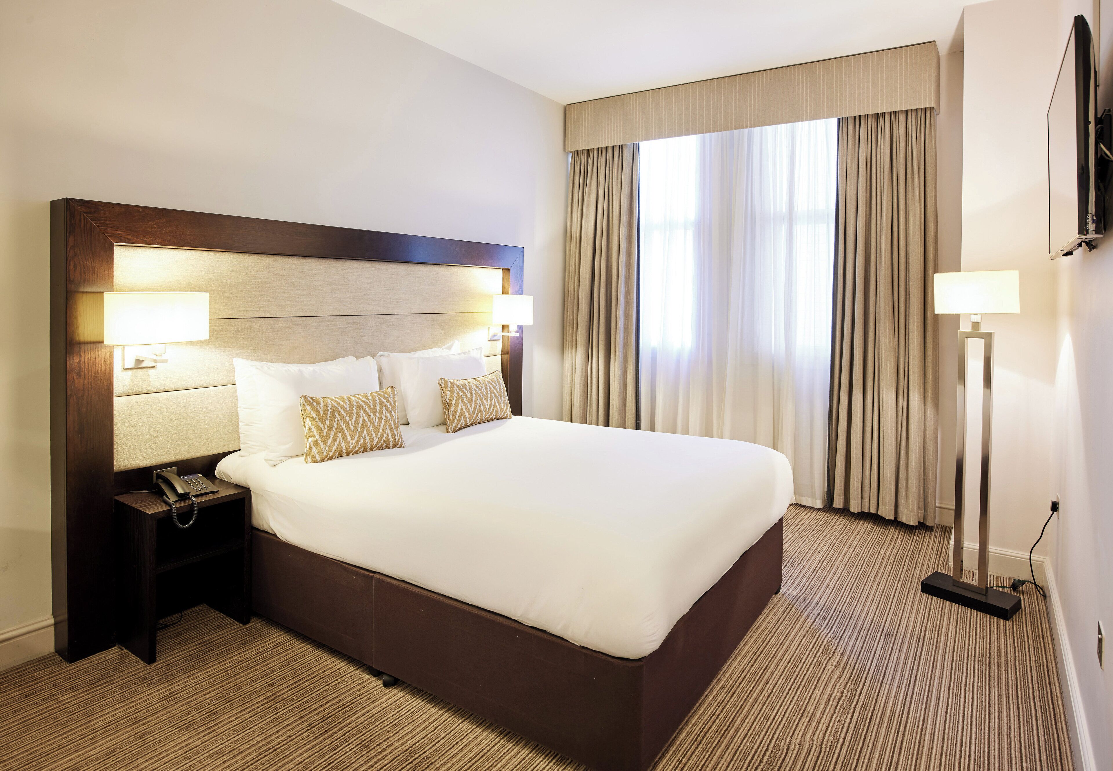 Standard Double Room, 1 Double Bed | Premium bedding, in-room safe, desk, laptop workspace