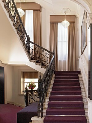 Lobby - Thistle London Holborn (London)