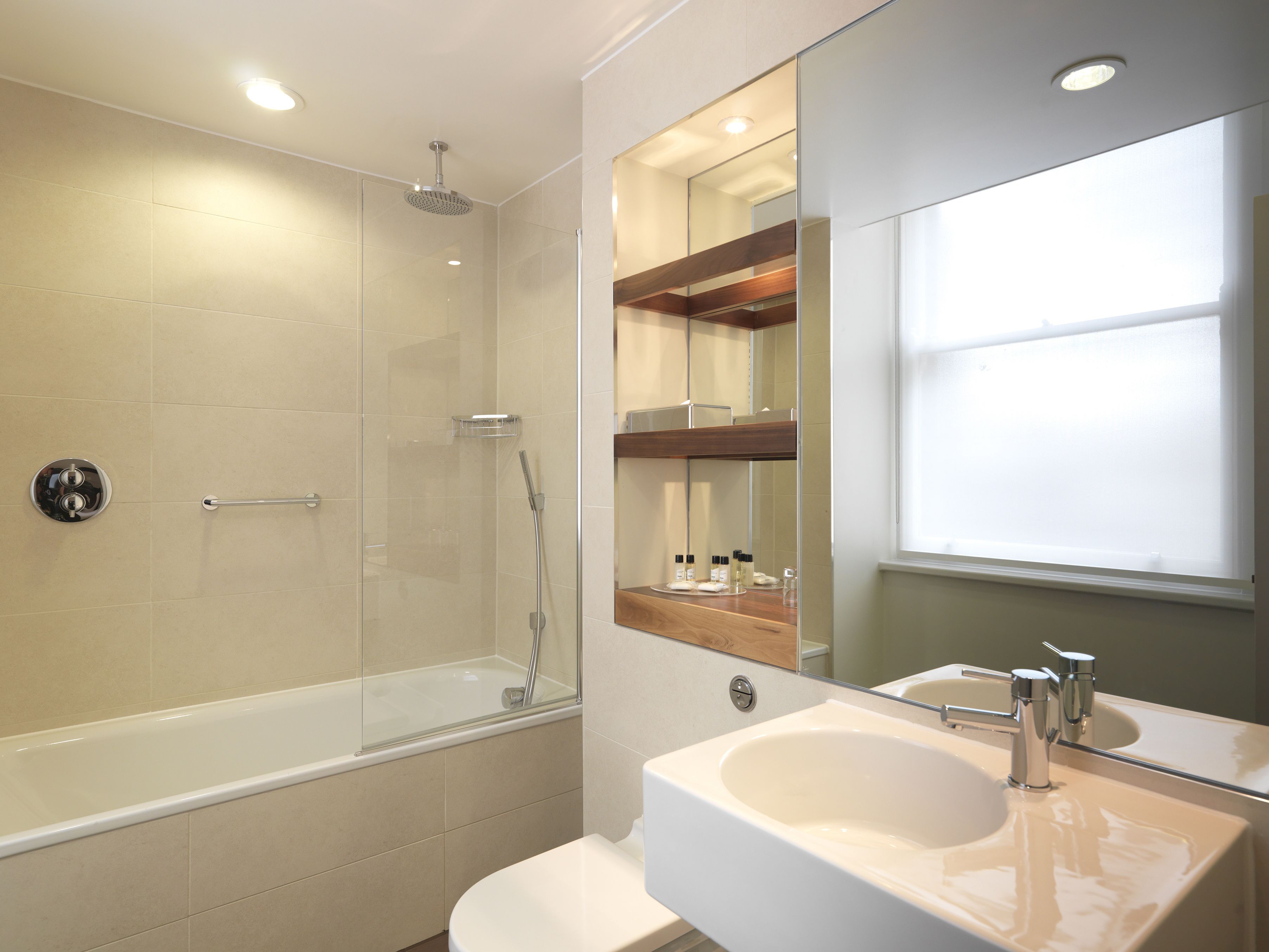 premium bedding, in-room safe, desk, laptop workspace