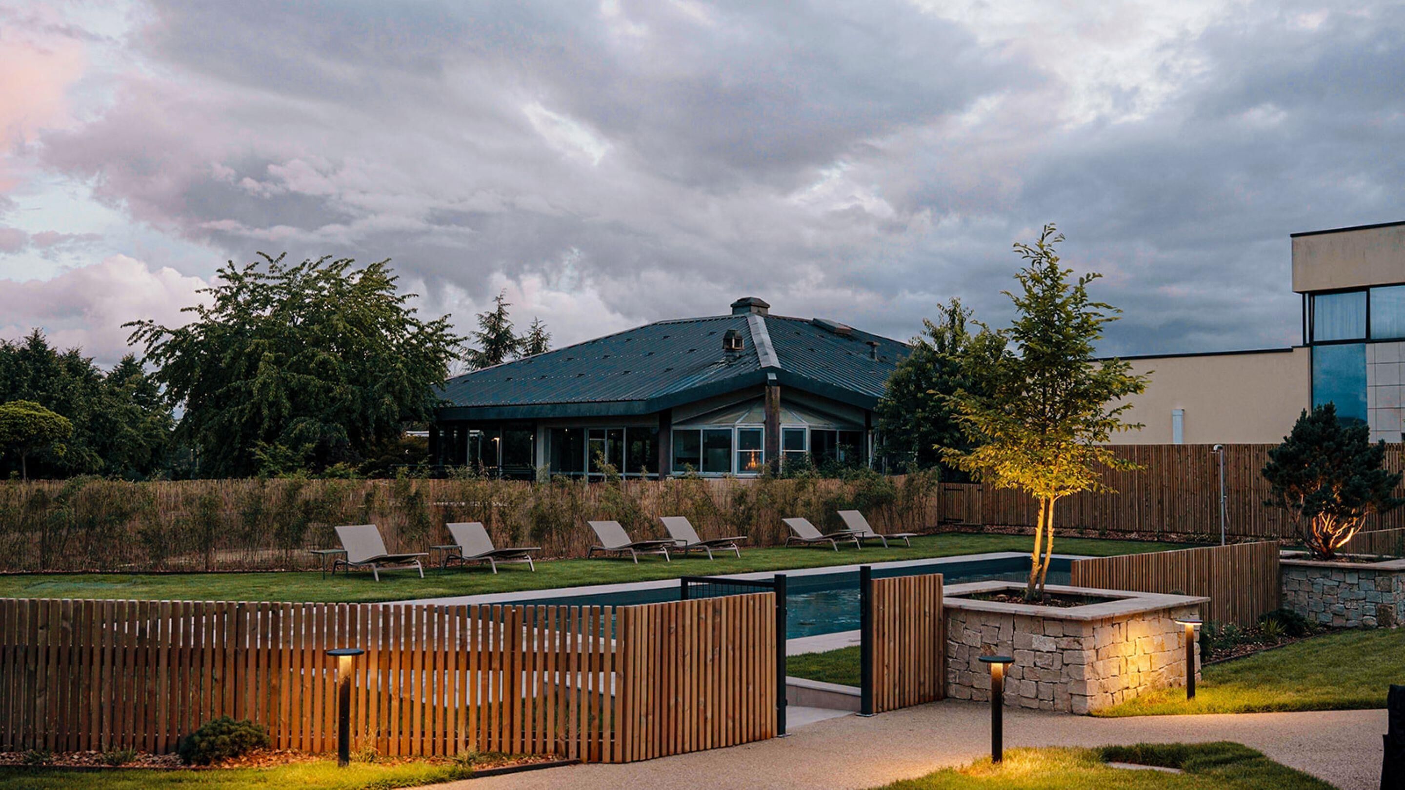 Seasonal outdoor pool, sun loungers