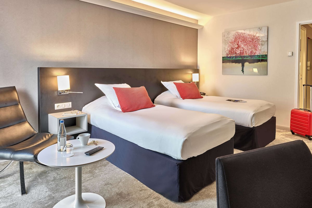 Chambre Confort, 2 lits une place, non-fumeurs (Larger Room) | Literie de qualité supérieure, coffres-forts dans les chambres