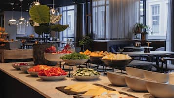 Frokostbuffé er inkludert hver dag