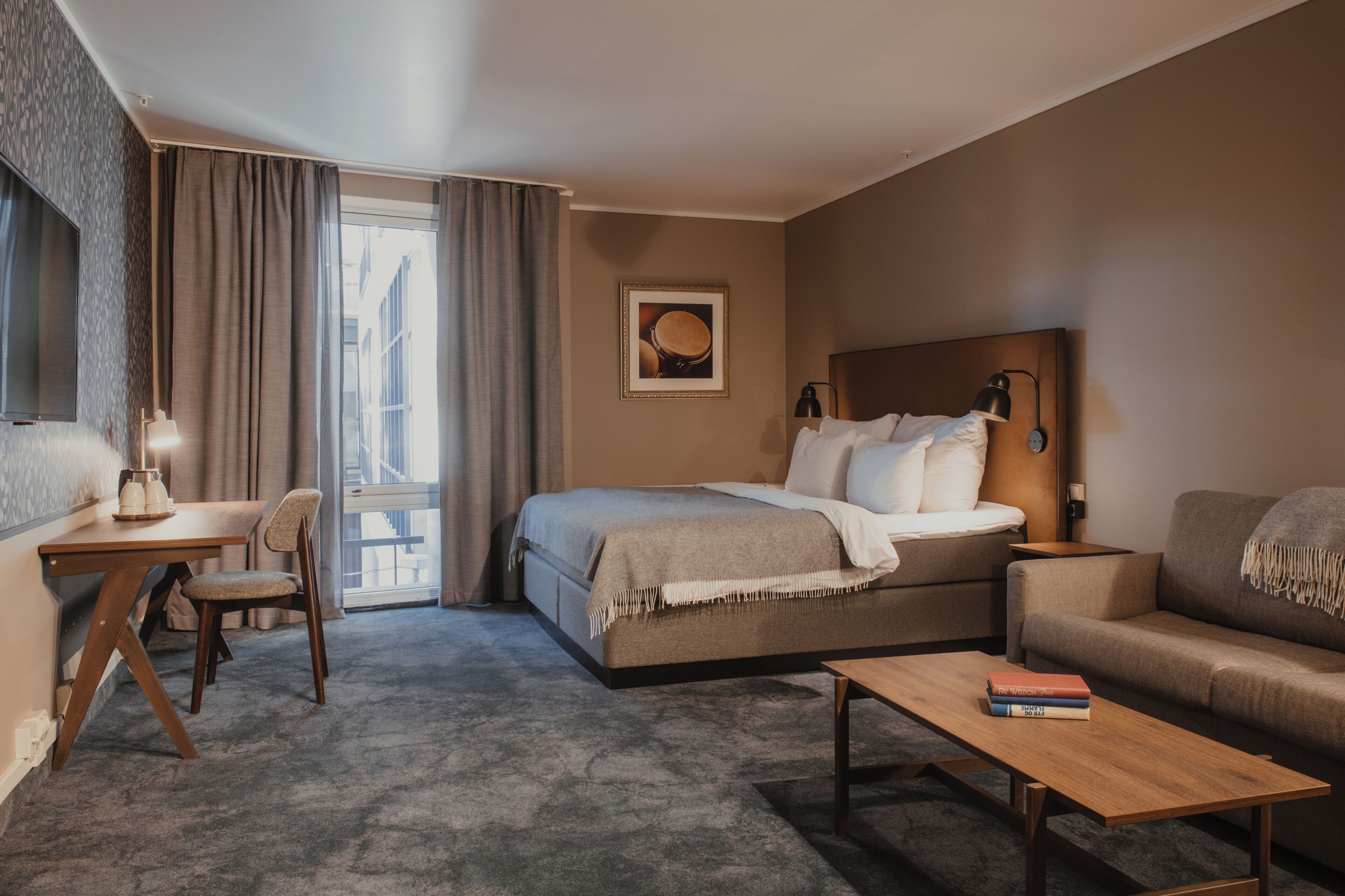 Family Room, 1 Double Bed with Sofa bed | Desk, laptop workspace, blackout drapes, cribs/infant beds