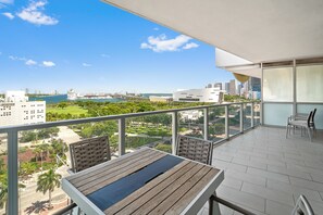 Balcony view - The Grayson Miami Downtown (Miami)