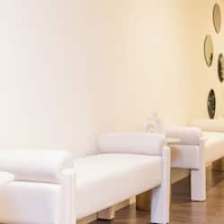 Aromaterapia, massagens com pedras quentes