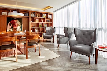 Library at The Grayson Miami Downtown