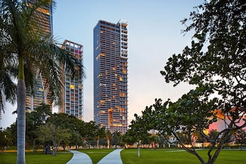 Hotel Exterior at The Grayson Miami Downtown