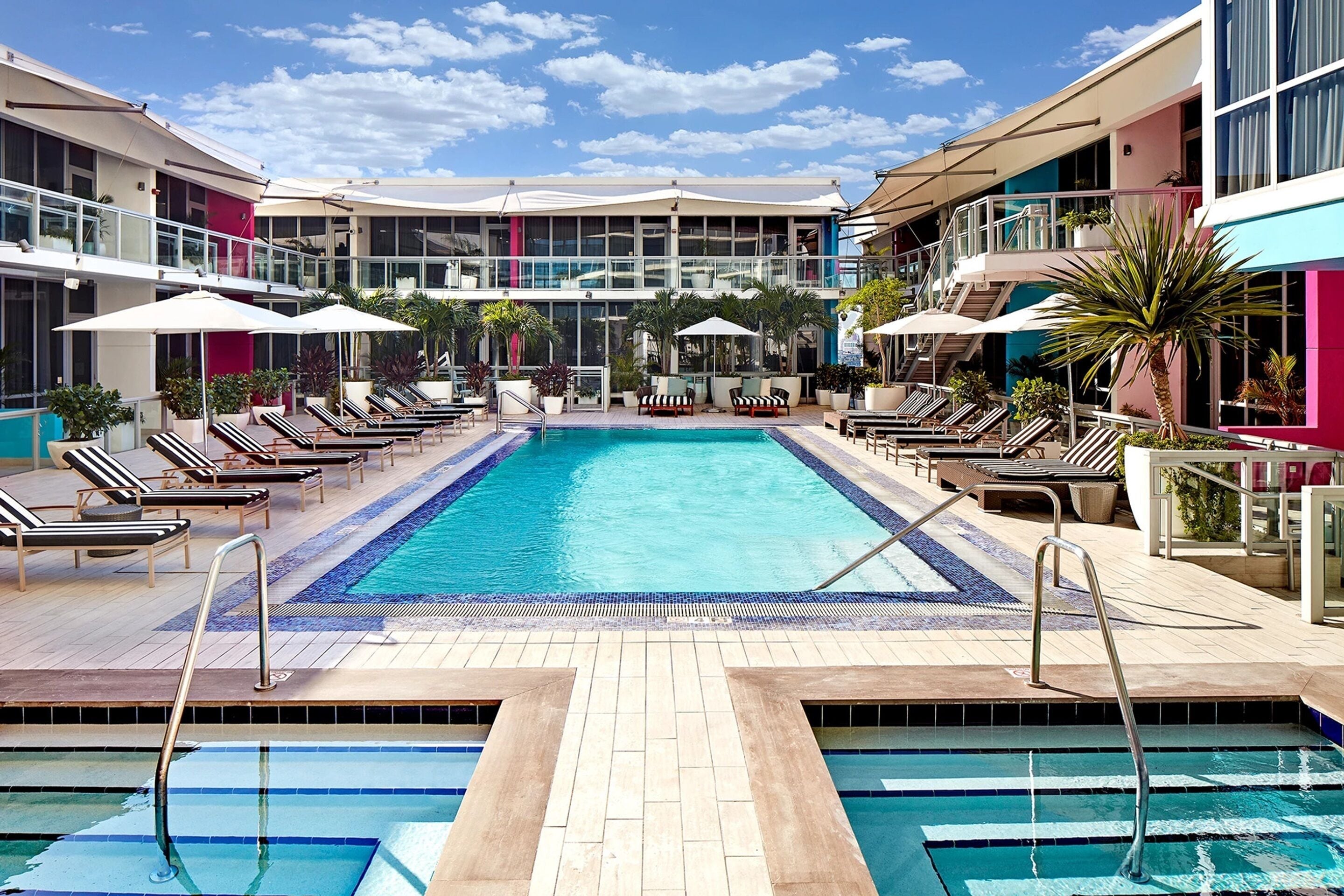 2 outdoor pools, free cabanas, pool umbrellas