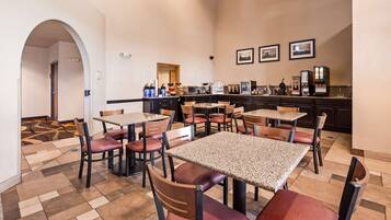 Free daily continental breakfast