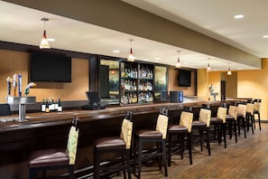 Bar (on property) - DoubleTree by Hilton Dallas - DFW Airport North (Irving)