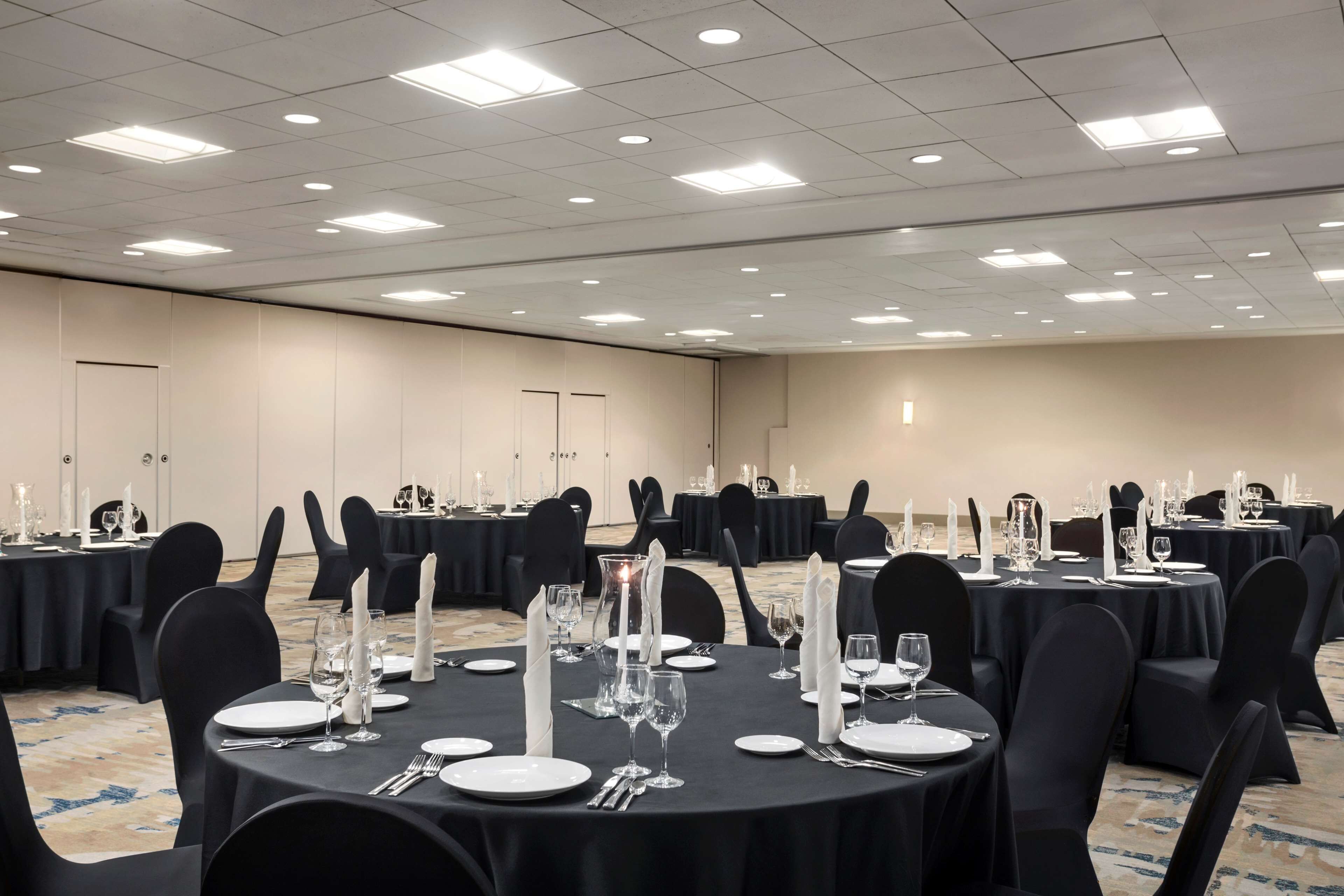 Photo - DoubleTree by Hilton Dallas - DFW Airport North