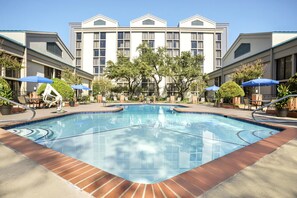 Pool - DoubleTree by Hilton Dallas - DFW Airport North (Irving)