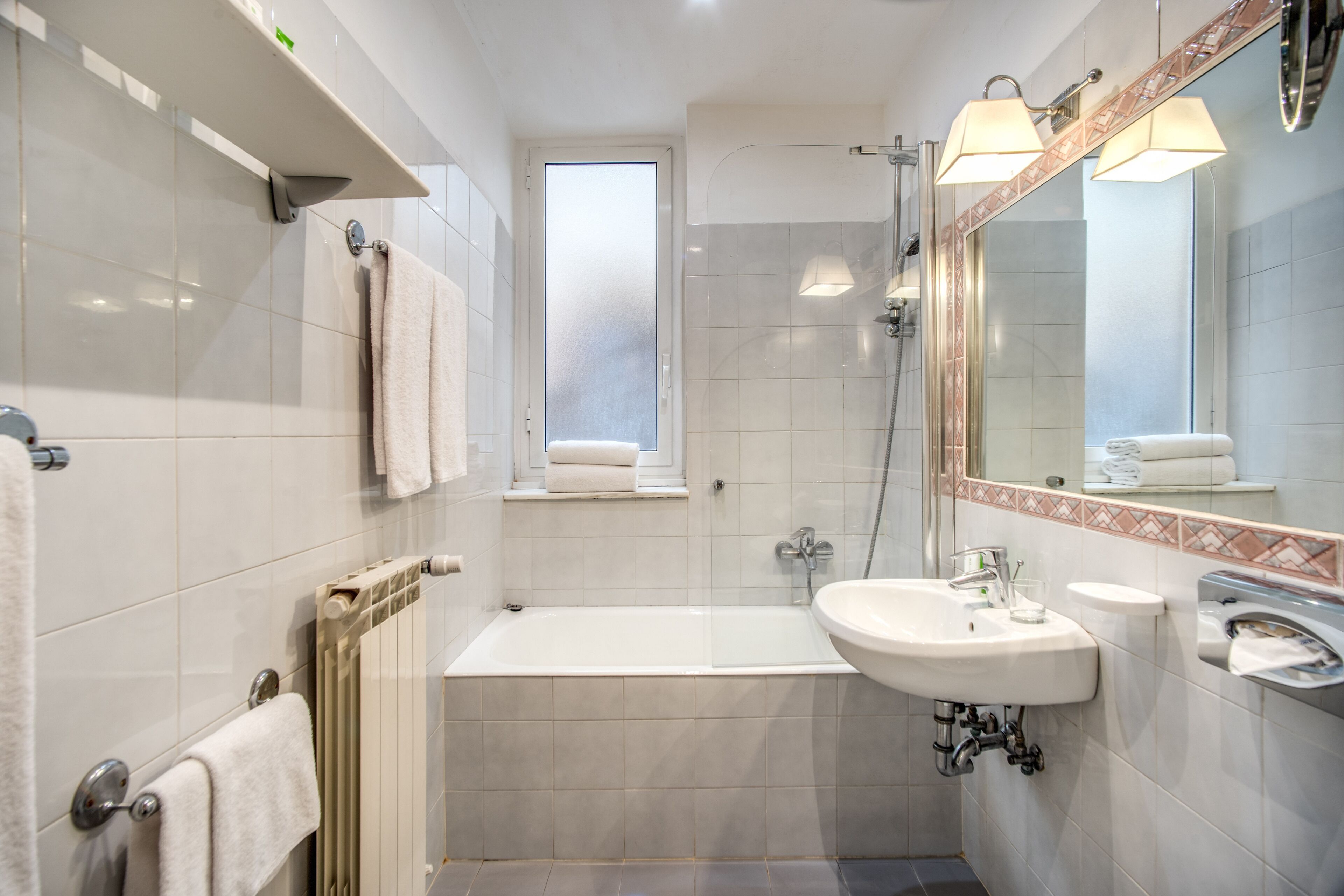 family room | bathroom | shower, eco-friendly toiletries, hair dryer, bidet