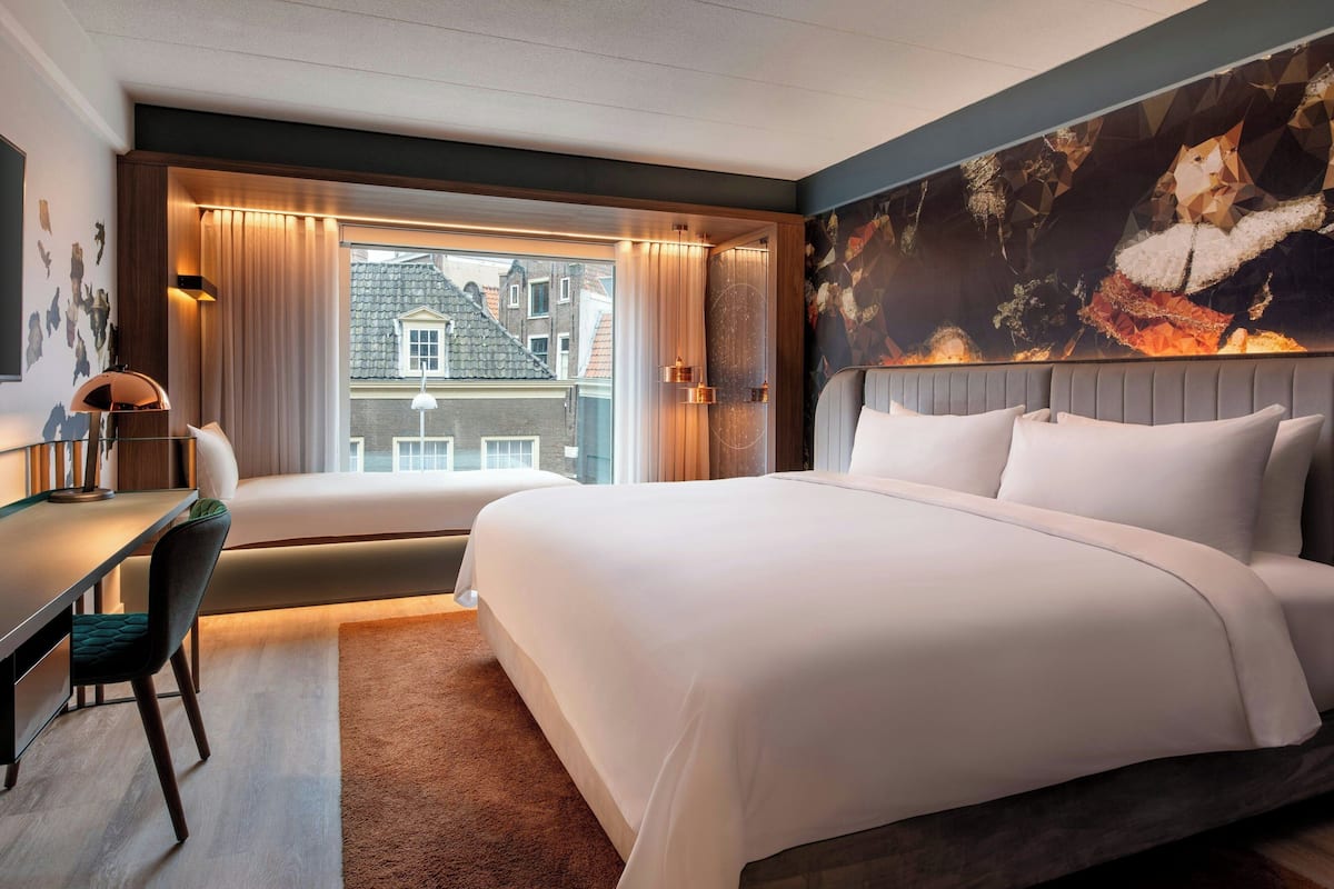 Triple Room | 1 bedroom, premium bedding, pillowtop beds, in-room safe