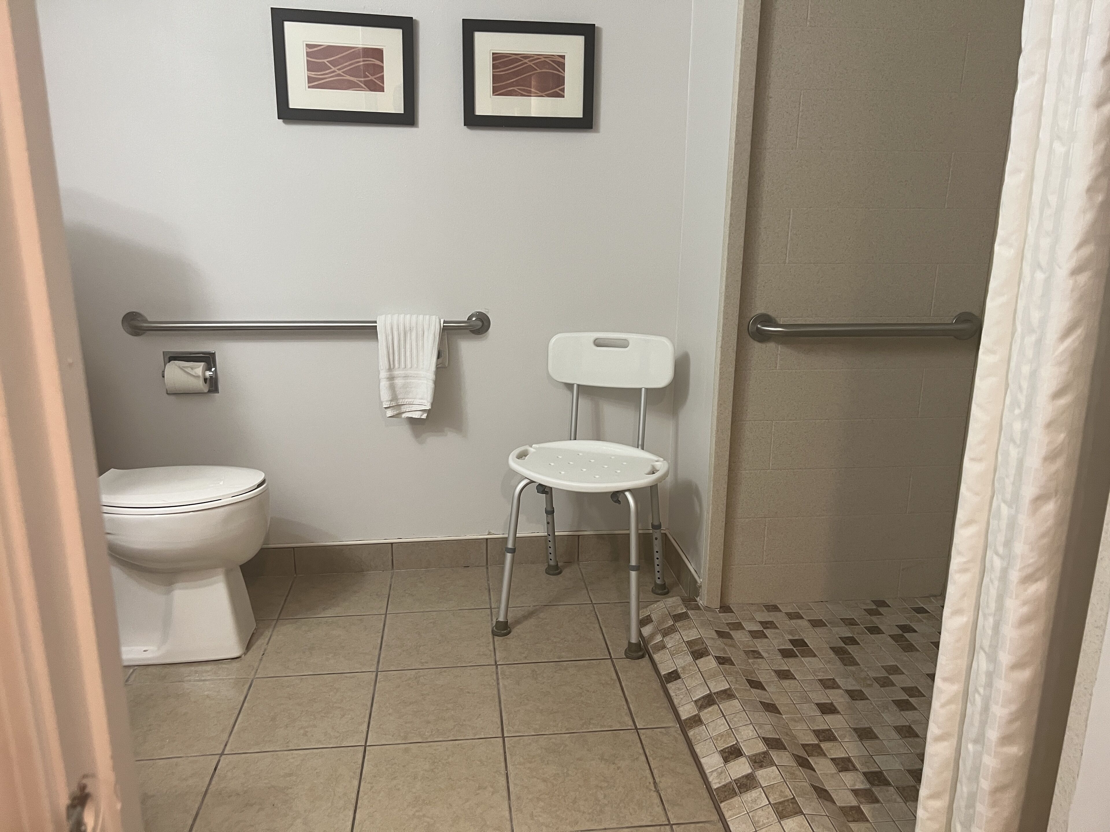 Photo - Comfort Inn & Suites Syracuse-Carrier Circle