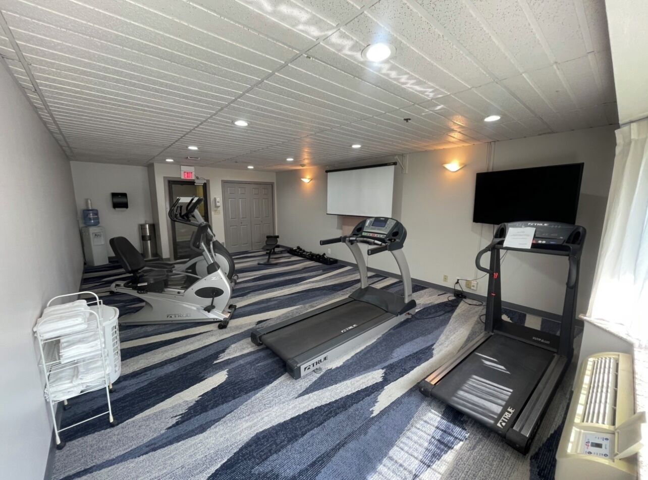 Photo - Comfort Inn & Suites Syracuse-Carrier Circle