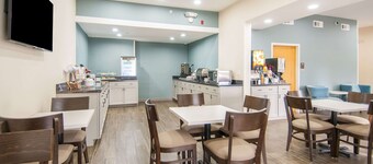 Sleep Inn & Suites