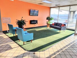 Sala de estar en el lobby