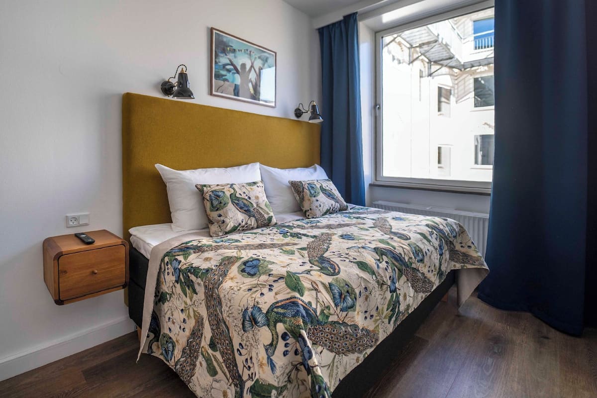 1 bedroom, free WiFi, bed sheets
