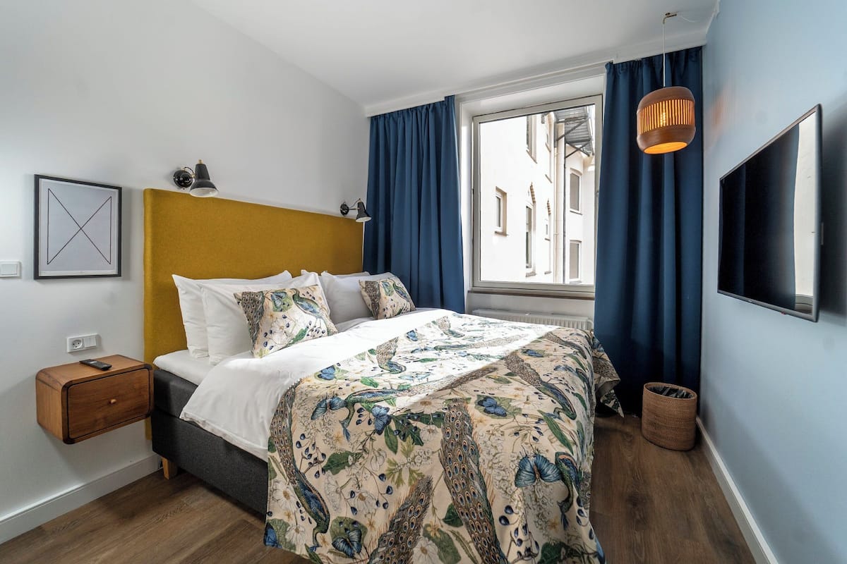 1 bedroom, free WiFi, bed sheets