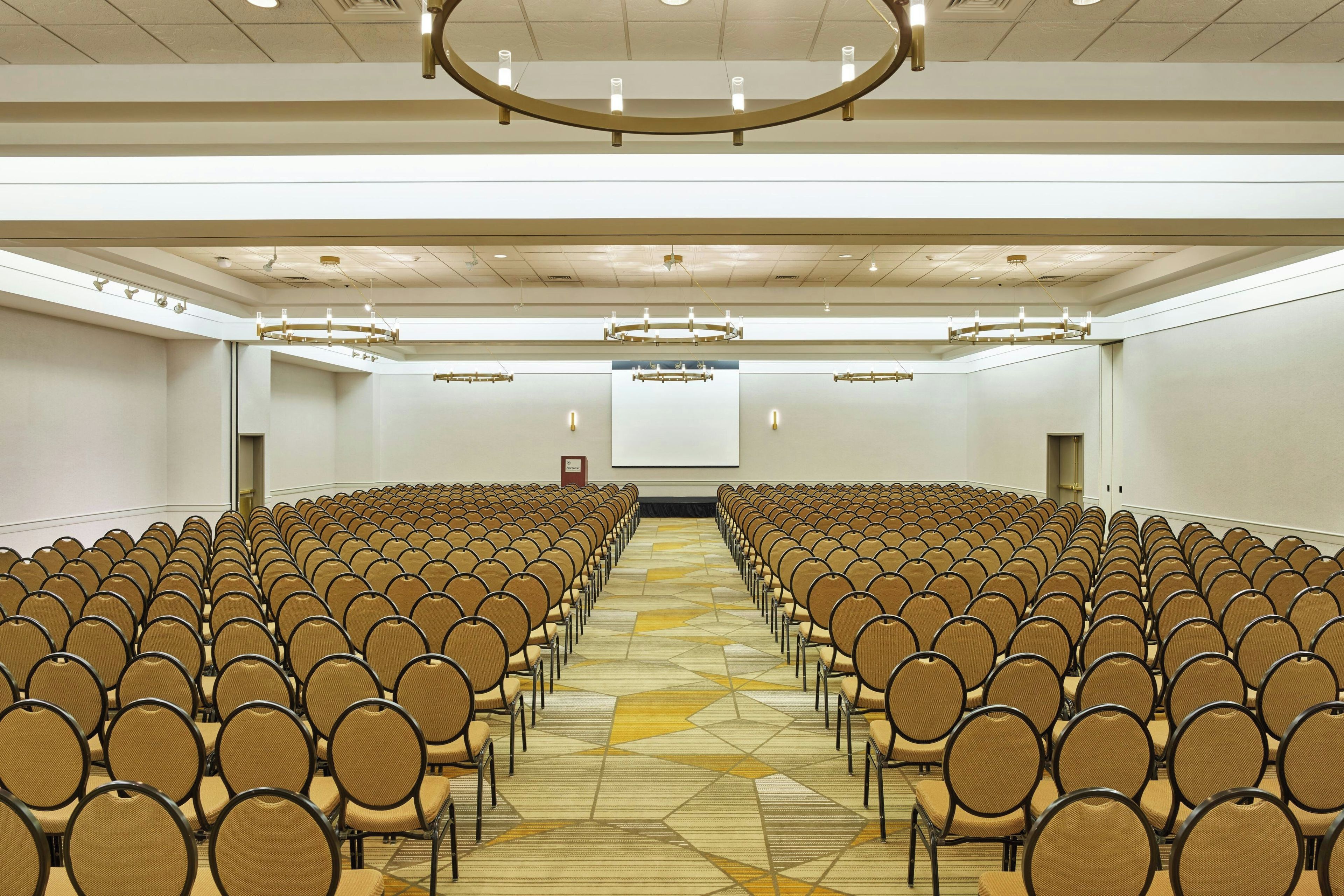Photo - Sheraton Portland Airport Hotel