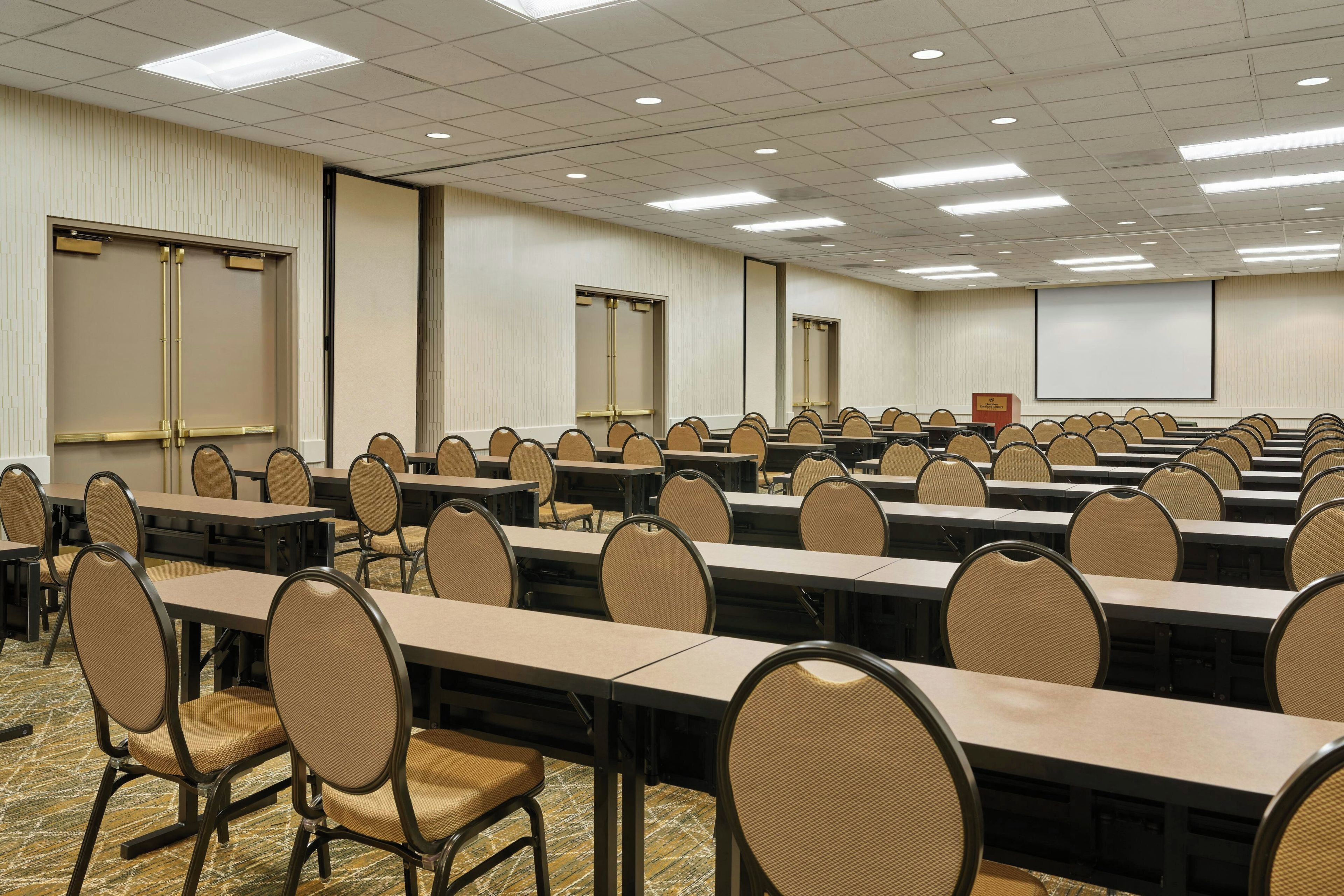 Photo - Sheraton Portland Airport Hotel
