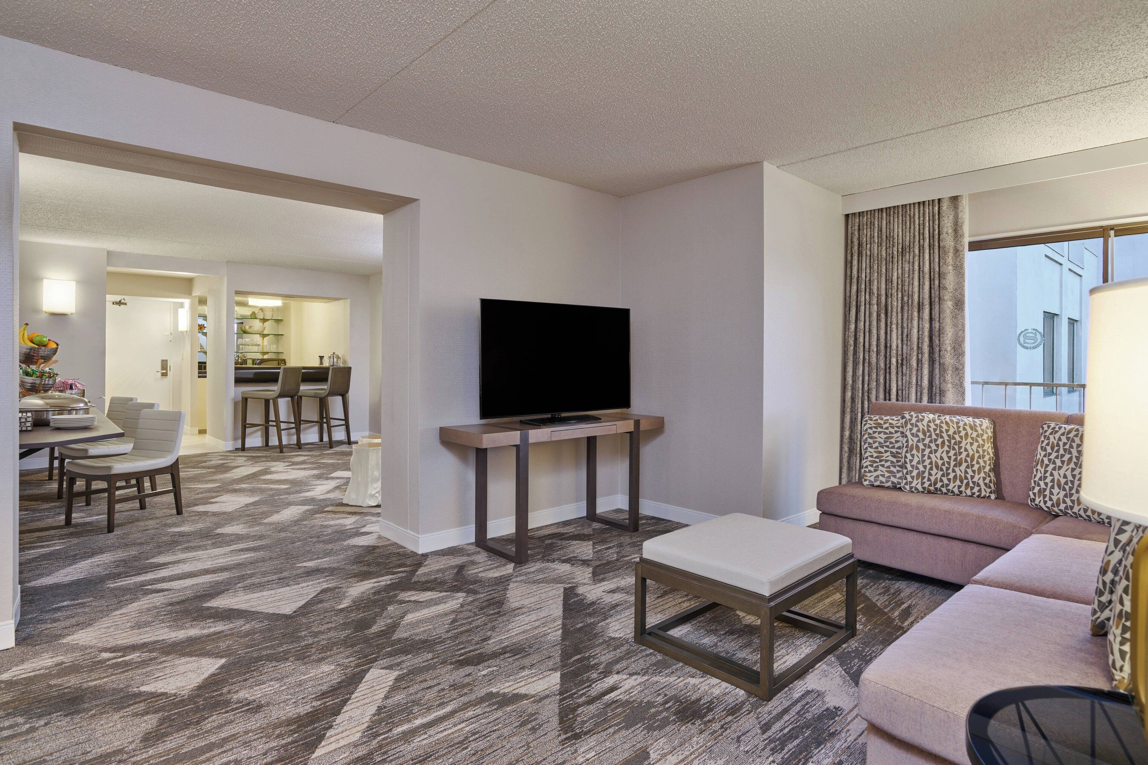 27-inch tv with cable channels, pay films