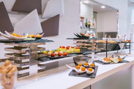 Bar (on property). Best Western Premier Hotel Royal Santina