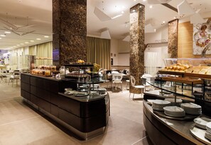 Daily buffet breakfast (EUR 16 per person)