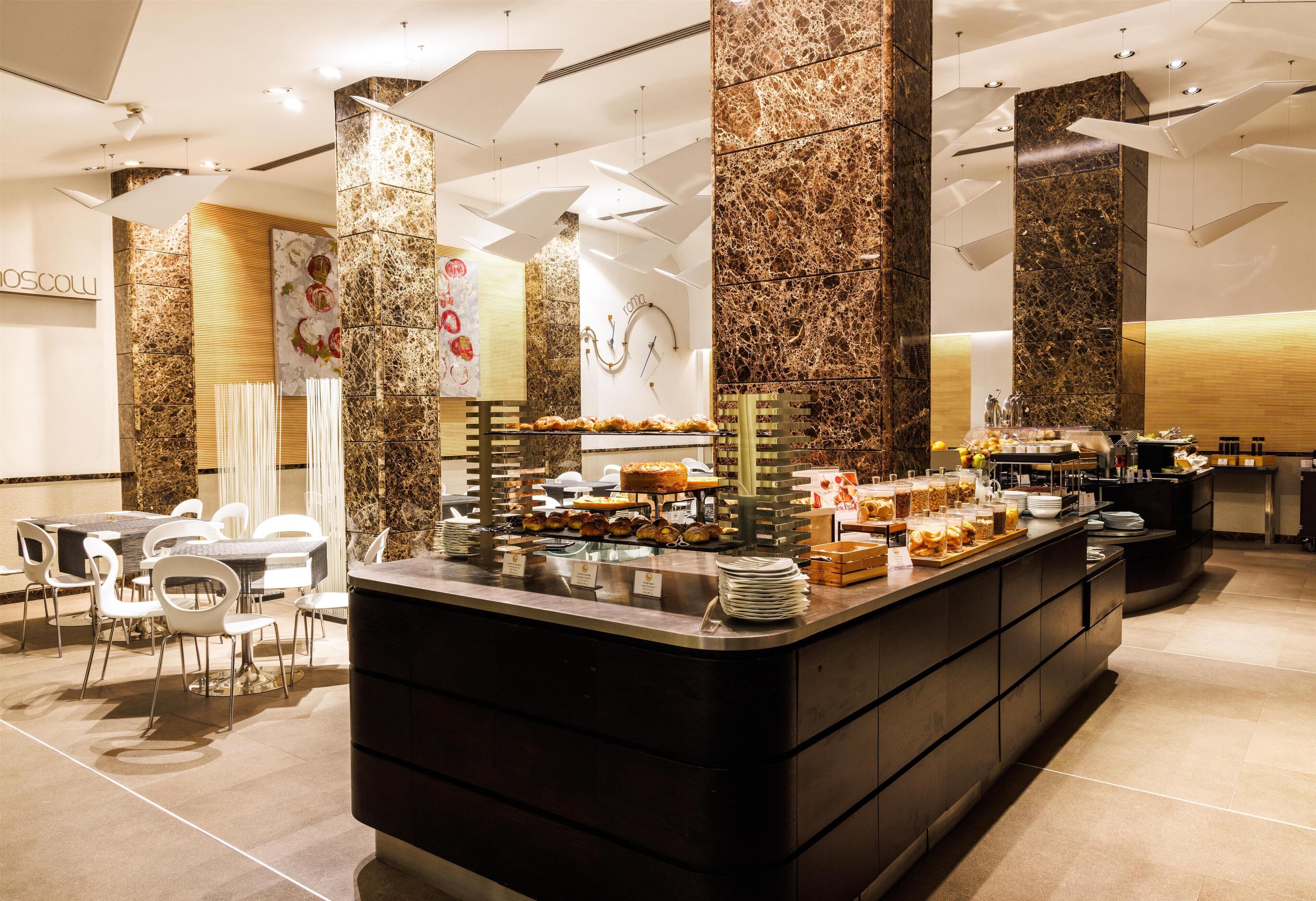 Daily buffet breakfast (EUR 16 per person)