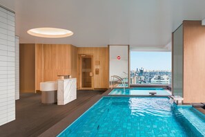 Sauna, bain à remous, soins corporels, soins du visage