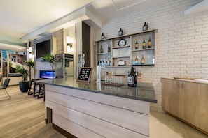 Bar (in der Unterkunft)