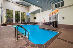 Una piscina techada