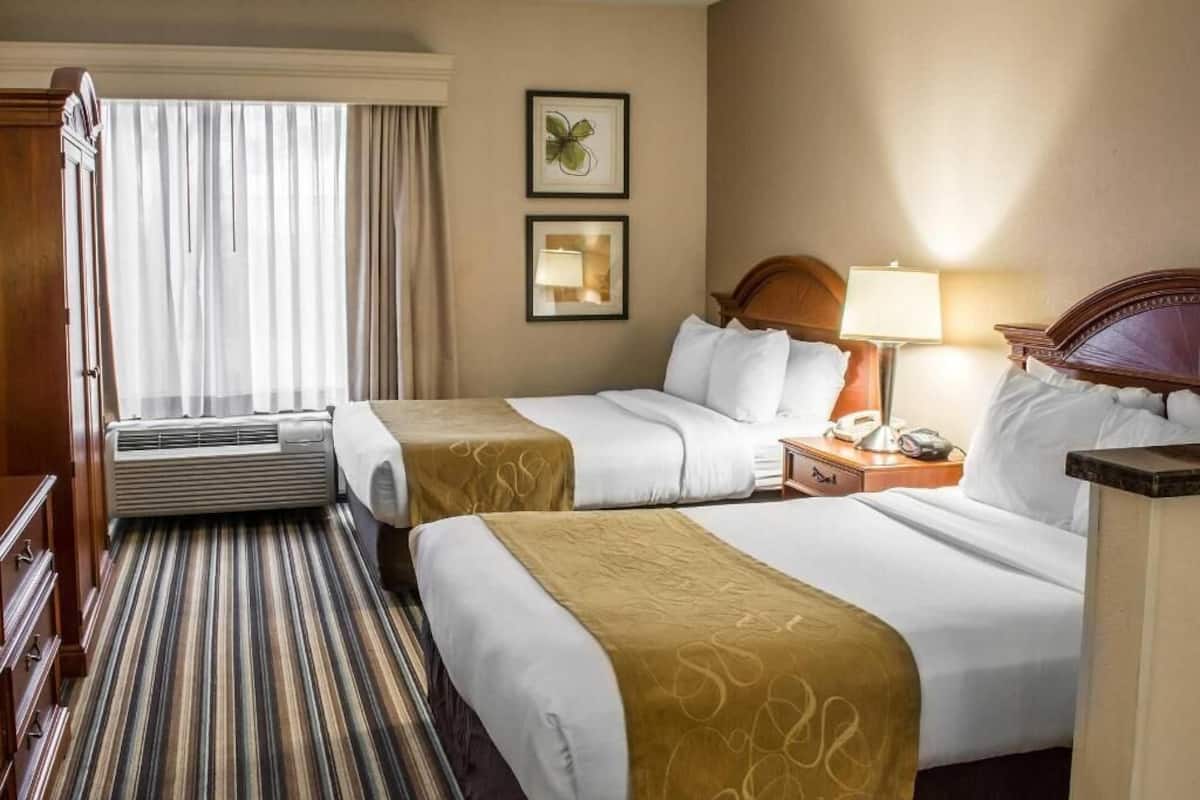 Individually decorated, individually furnished, desk, laptop workspace