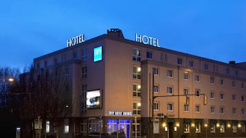 Front of property – evening/night