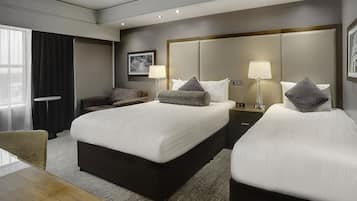 Premium bedding, in-room safe, desk, blackout drapes