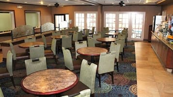 Free daily buffet breakfast