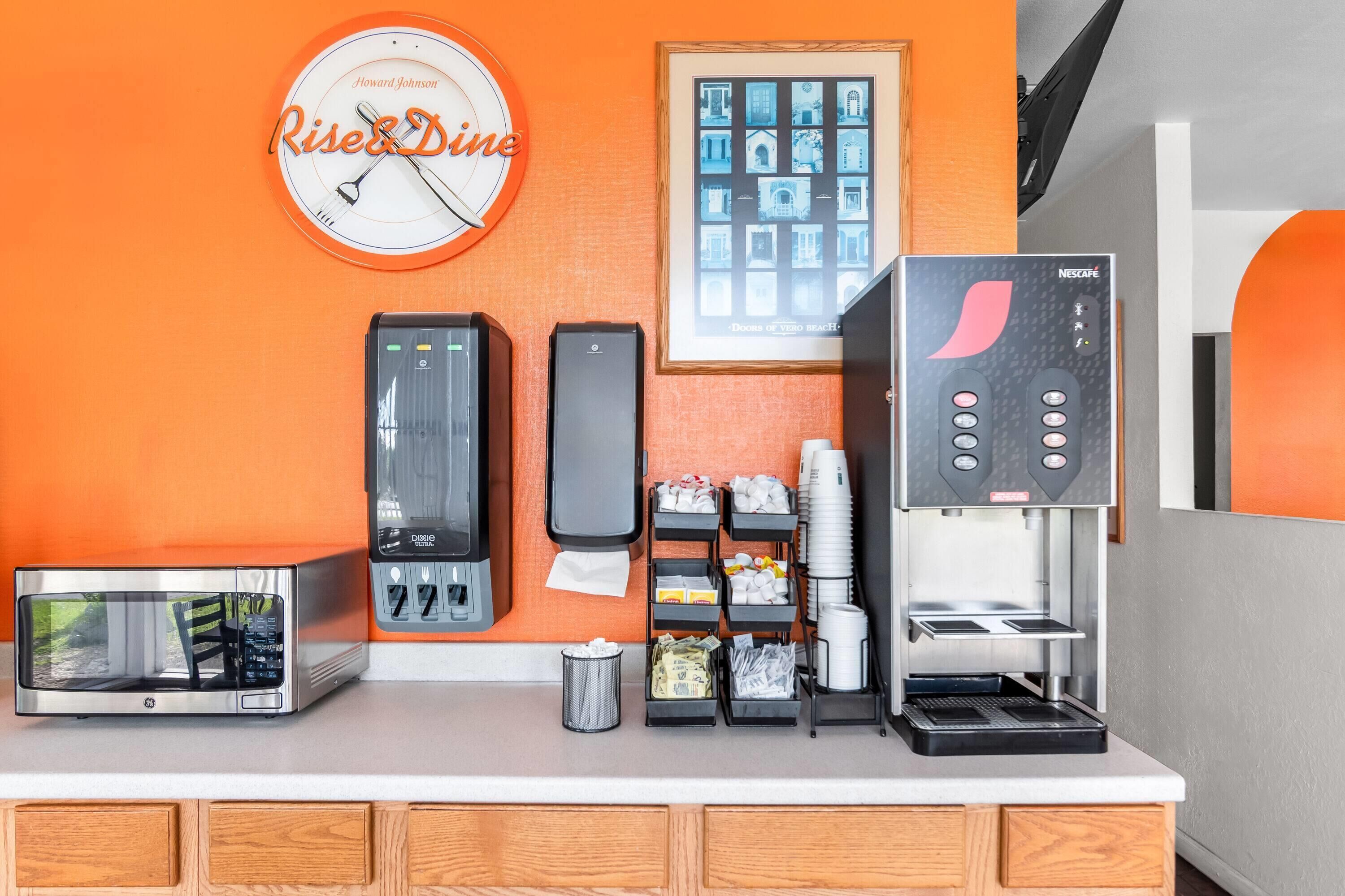 Photo - Howard Johnson by Wyndham Vero Beach / Downtown