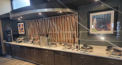 Holiday Inn Cleveland Northeast - Mentor by IHG