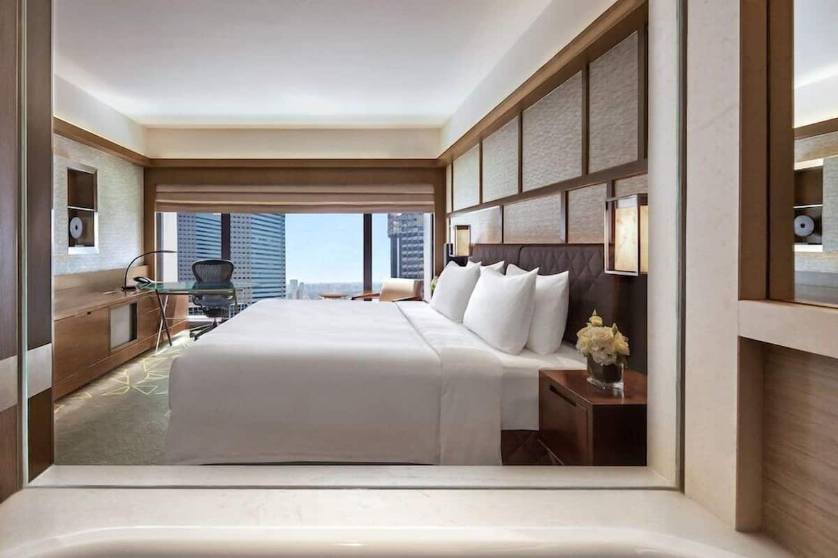 Ropa de cama de alta calidad y minibar