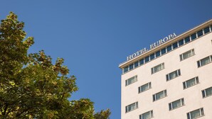 A hotel building with the name "HOTEL EUROPA" on the facade. - Austria Trend Europa Salzburg (Salzburg)