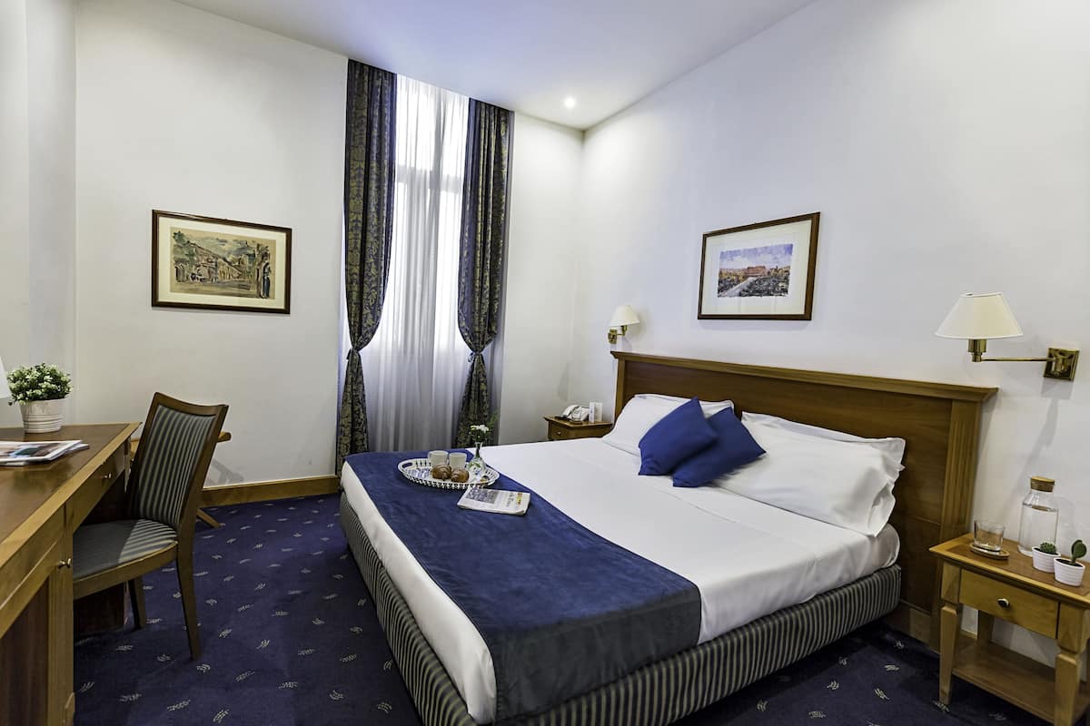 1 bedroom, minibar, in-room safe, desk