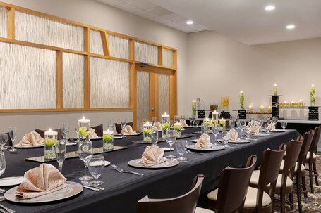 Crowne Plaza Crystal City Washington, D.C., an IHG Hotel - Image 41