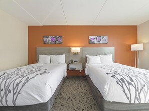 Chambre Standard, 2 lits doubles, non-fumeurs | Coffres-forts dans les chambres, fer et planche à repasser