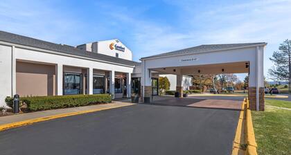 Comfort Inn & Suites Arlington Heights - Buffalo Grove