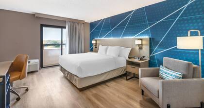 Comfort Inn & Suites Arlington Heights - Buffalo Grove